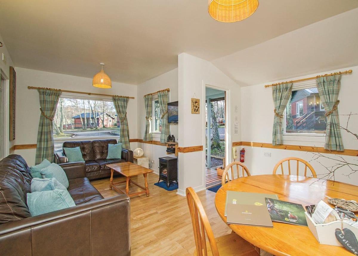 Kiltarlity Lodges Belladrum ภายนอก รูปภาพ
